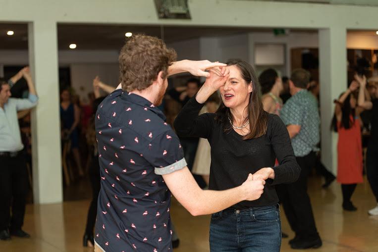 Physical Contact Do&#8217;s &#038; Don&#8217;ts For Social Dancing